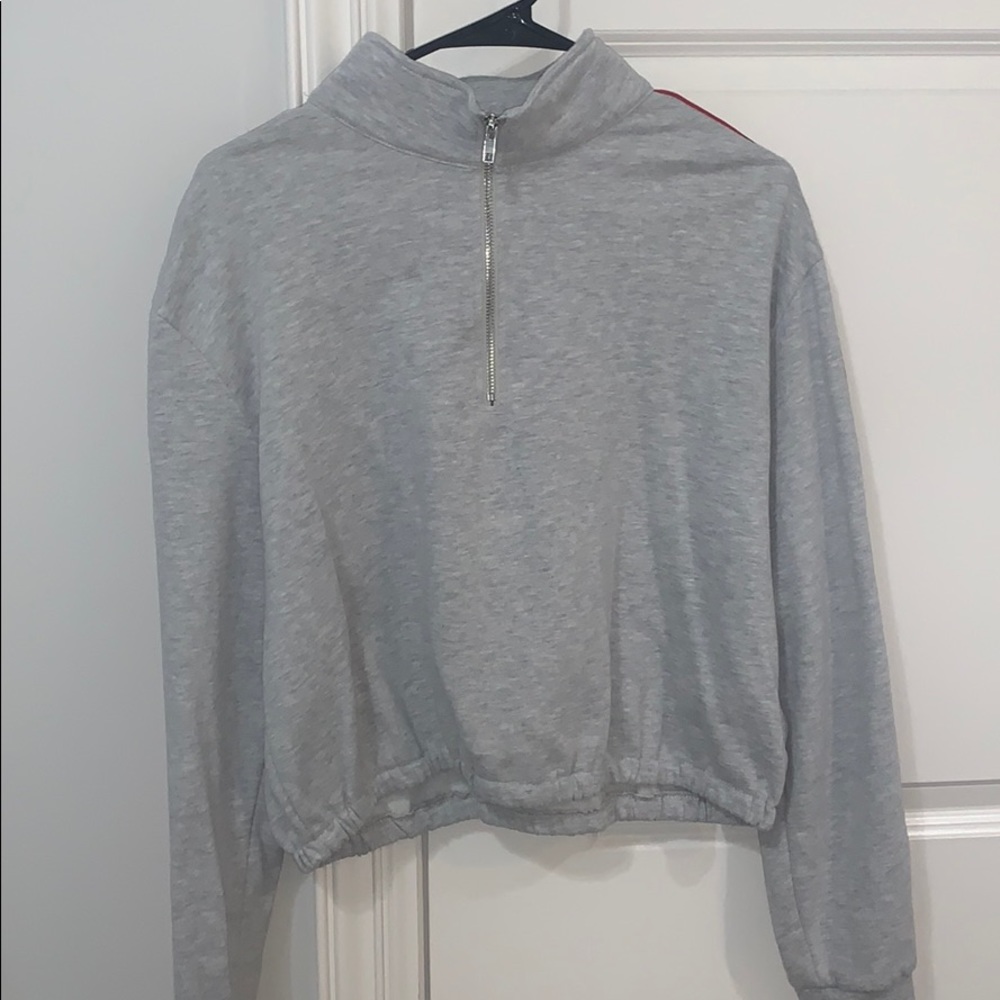 Light grey cropped crewneck